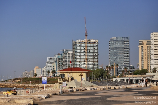 Beachfront_Urban_Oasis_With_Coastal_Architecture_Tel_Aviv_jaffa_Israel_cityscape_Photography_Canon_EOS_R5_Mark_II_2025_012.JPG
