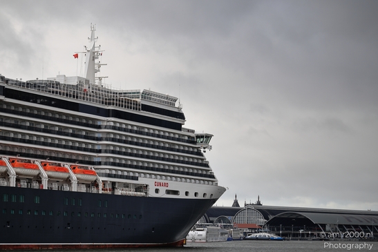 Cruise_Ship_In_Harbor_On_Overcast_Day_Amsterdam_Netherlands_Cityscape_Photography_Canon_EOS_R5_Mark_II_2025_001.JPG