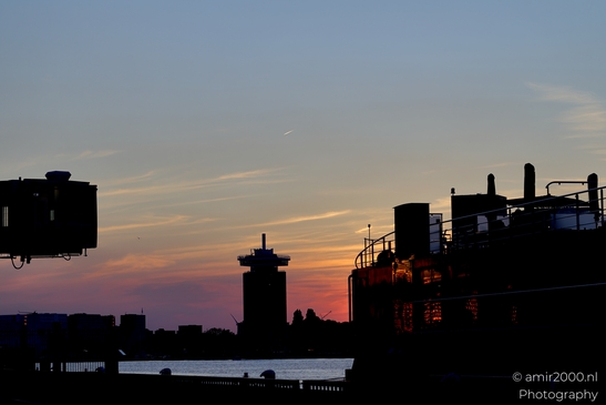 Looking_at_Amsterdam_noord_during_sunset_Amsterdam_Netherlands_Cityscape_Photography_Canon_EOS_R5_Mark_II_2025_002.JPG