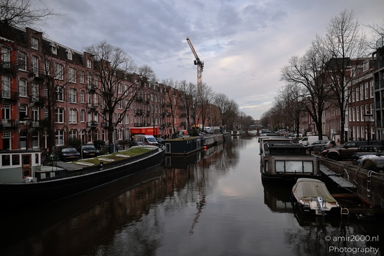 Nieuwe_Herengracht_Canal_Reflection_Amsterdam_Netherlands_Cityscape_Photography_Canon_EOS_R5_Mark_II_2025_001.JPG