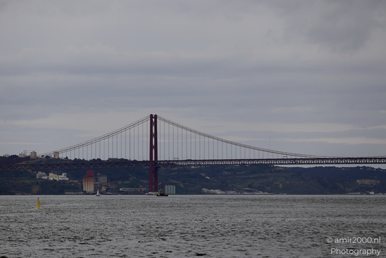 Ponte_25_de_Abril_Bridge_Lisbon_Portugal_Cityscape_Photography_Canon_EOS_R5_Mark_II_2025_001.JPG