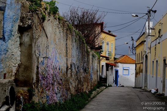 Streets_of_Almada_Lisbon_Portugal_Cityscape_Photography_Canon_EOS_R5_Mark_II_2025_008.JPG