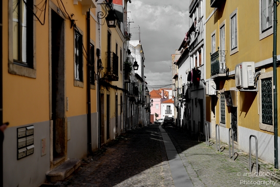 Streets_of_Almada_Lisbon_Portugal_Cityscape_Photography_Canon_EOS_R5_Mark_II_2025_014.JPG
