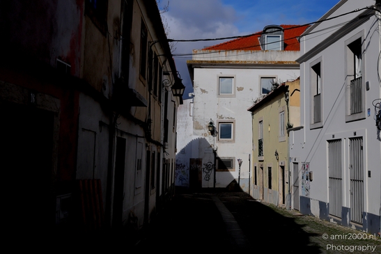 Streets_of_Almada_Lisbon_Portugal_Cityscape_Photography_Canon_EOS_R5_Mark_II_2025_017.JPG