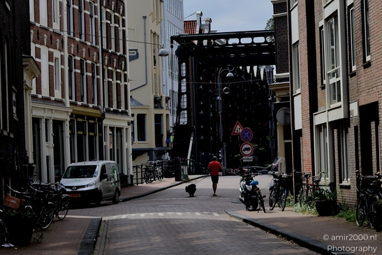 Urban_Street_Scene_Amsterdam_Netherlands_Cityscape_Photography_Canon_EOS_R5_Mark_II_2025_001.JPG