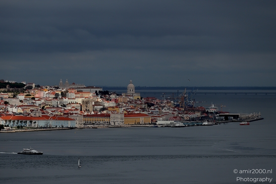 View_of_the_city_from_Almada_Lisbon_Portugal_Cityscape_Photography_Canon_EOS_R5_Mark_II_2025_008.JPG