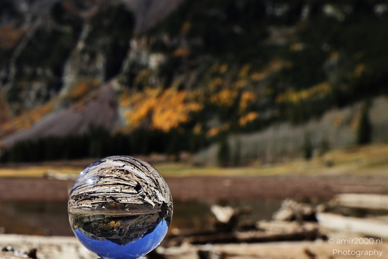 The_Maroon_Bells_Aspen_Colorado_Through_Glass_Ball_Creative_Series_glassball_Photography_Canon_EOS_R5_Mark_II_2025_003.JPG