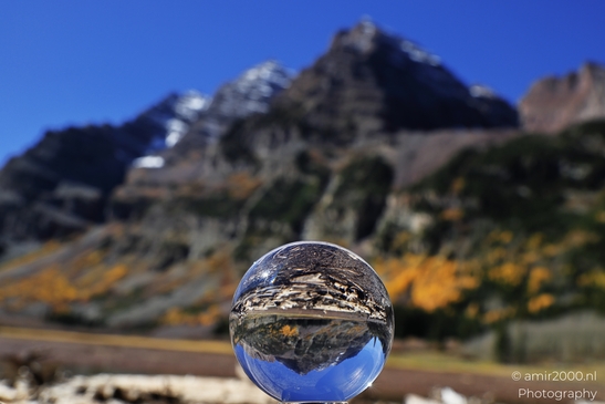 The_Maroon_Bells_Aspen_Colorado_Through_Glass_Ball_Creative_Series_glassball_Photography_Canon_EOS_R5_Mark_II_2025_006.JPG