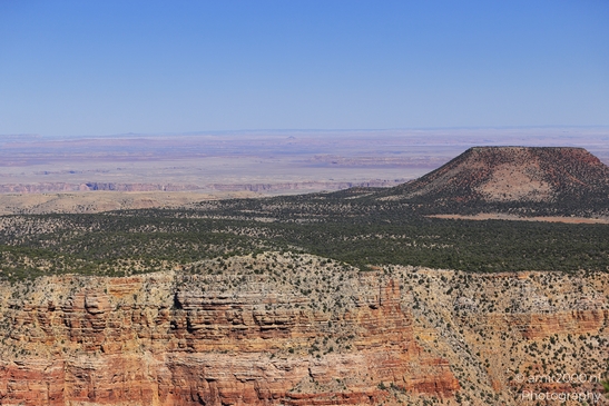 Desert_View_Watchtower_iconic_tower_details_and_expansive_rim_views_toward_the_Painted_Desert_horizon_Arizona_USA_Grandcanyon_Photography_Canon_EOS_R5_Mark_II_2025_004.JPG