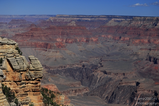 Mather_Point_overlook_layered_canyon_panoramas_with_rugged_cliffs_and_distant_buttes_under_open_sky_Arizona_USA_Grandcanyon_Photography_Canon_EOS_R5_Mark_II_2025_019.JPG