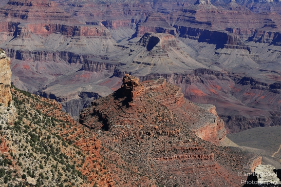 Yaki_Point_viewpoint_deep_inner_canyon_views_with_dramatic_cliff_shadowed_walls_and_distant_ridgelines_Arizona_USA_Grandcanyon_Photography_Canon_EOS_R5_Mark_II_2025_002.JPG