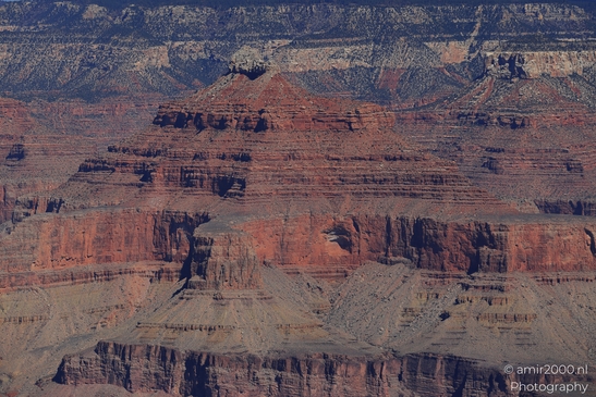 Yaki_Point_viewpoint_deep_inner_canyon_views_with_dramatic_cliff_shadowed_walls_and_distant_ridgelines_Arizona_USA_Grandcanyon_Photography_Canon_EOS_R5_Mark_II_2025_011.JPG