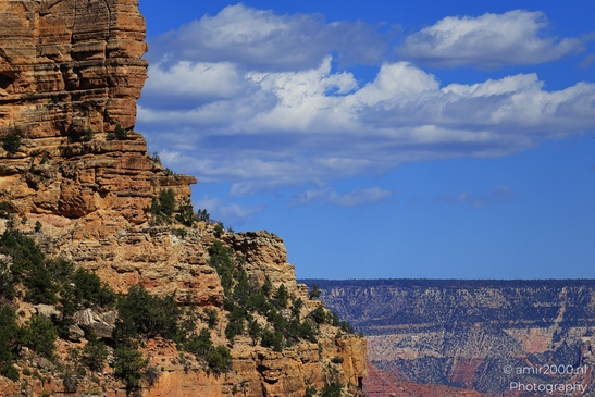 Yaki_Point_viewpoint_deep_inner_canyon_views_with_dramatic_cliff_shadowed_walls_and_distant_ridgelines_Arizona_USA_Grandcanyon_Photography_Canon_EOS_R5_Mark_II_2025_031.JPG