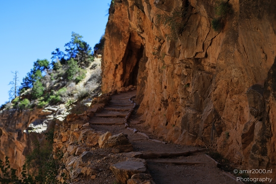 Yaki_Point_viewpoint_deep_inner_canyon_views_with_dramatic_cliff_shadowed_walls_and_distant_ridgelines_Arizona_USA_Grandcanyon_Photography_Canon_EOS_R5_Mark_II_2025_044.JPG