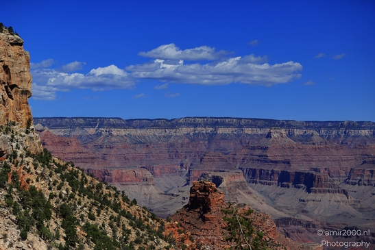 Yaki_Point_viewpoint_deep_inner_canyon_views_with_dramatic_cliff_shadowed_walls_and_distant_ridgelines_Arizona_USA_Grandcanyon_Photography_Canon_EOS_R5_Mark_II_2025_047.JPG