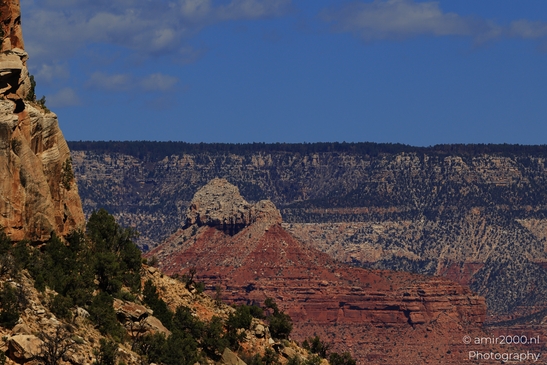 Yaki_Point_viewpoint_deep_inner_canyon_views_with_dramatic_cliff_shadowed_walls_and_distant_ridgelines_Arizona_USA_Grandcanyon_Photography_Canon_EOS_R5_Mark_II_2025_061.JPG