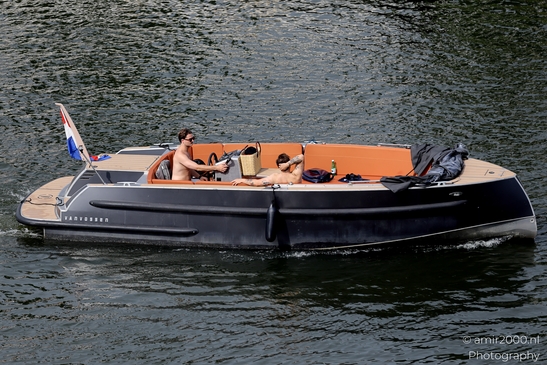 Boating_On_The_Canal_Summer_Amsterdam_Netherlands_Miscellaneous_Photography_Canon_EOS_R5_Mark_II_2025_004.JPG