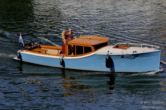 Boating_On_The_Canal_Summer_Amsterdam_Netherlands_Miscellaneous_Photography_Canon_EOS_R5_Mark_II_2025_015.JPG