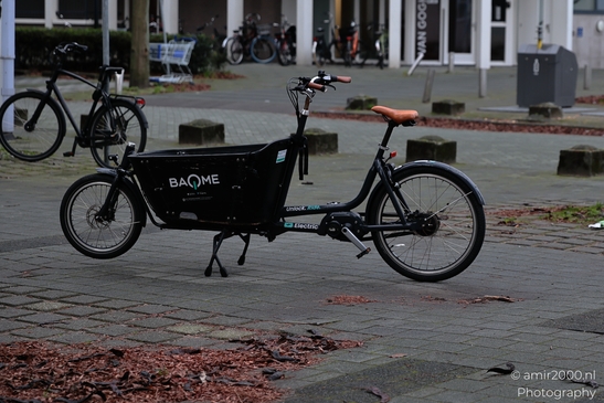 Electric_Cargo_Bike_With_BAQME_Branding_On_Urban_Street_Amsterdam_Netherlands_Miscellaneous_Photography_Canon_EOS_R5_Mark_II_2025_001.JPG