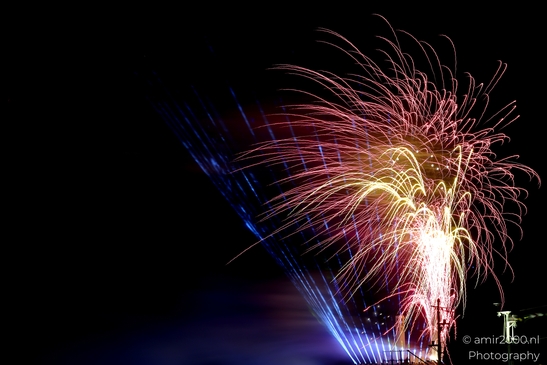 Fireworks_during_Sail_2025_750_to_the_city_Amsterdam_Netherlands_Miscellaneous_Photography_Canon_EOS_R5_Mark_II_2025_005.JPG
