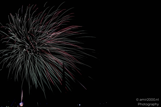 Fireworks_during_Sail_2025_750_to_the_city_Amsterdam_Netherlands_Miscellaneous_Photography_Canon_EOS_R5_Mark_II_2025_028.JPG