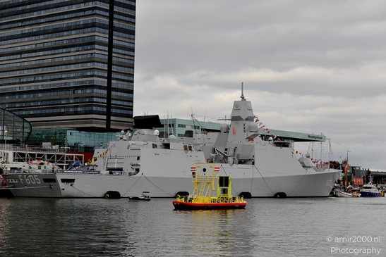 HNLMS_Evertsen_F805_De_Zeven_Provincien_class_frigate_Royal_Netherlands_Navy_Sail_2025_750_to_the_city_Amsterdam_Netherlands_Miscellaneous_Photography_Canon_EOS_R5_Mark_II_2025_014.JPG