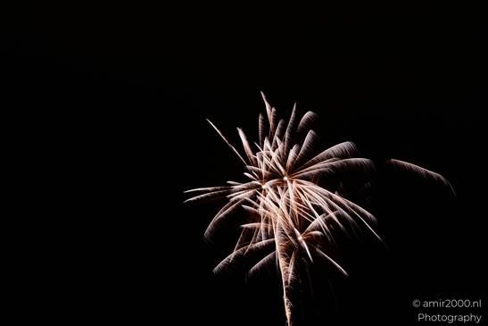 New_Year_Eve_In_Amsterdam_Creative_Fireworks_Photography_Miscellaneous_Photography_Canon_EOS_R5_Mark_II_2025_001.JPG