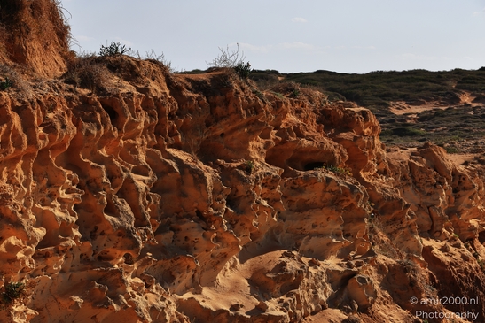 Cliffs_And_Waves_At_The_Beach_Mediterranean_Sea_Israel_nature_Photography_Canon_EOS_R5_Mark_II_2025_008.JPG