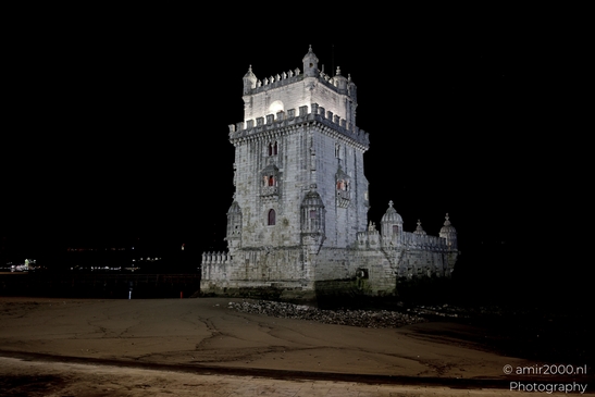 Belem_Tower_landmark_medieval_fortified_tower_Lisbon_Portugal_Night_Photography_Canon_EOS_R5_Mark_II_2025_005.JPG