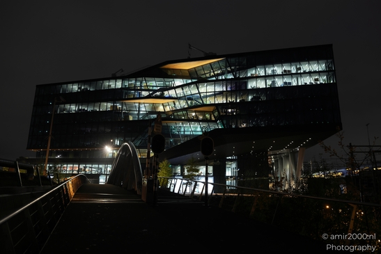 Booking_com_Campus_Office_Building_Amsterdam_Netherlands_Night_Photography_Canon_EOS_R5_Mark_II_2025_001.JPG