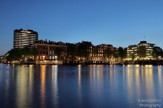 Long_Exposure_DNB_De_Nederlandsche_Bank_Amsterdam_Netherlands_Night_Photography_Canon_EOS_R5_Mark_II_2025_002.JPG