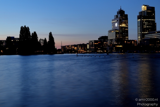 Long_exposure_Amsteldijk_De_Pijp_en_Rivierenbuurt_Night_Amstel_scenery_Amsterdam_Netherlands_Night_Photography_Canon_EOS_R5_Mark_II_2025_002.JPG