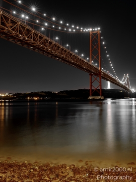 Ponte_25_de_Abril_Bridge_Lisbon_Portugal_Night_Photography_Canon_EOS_R5_Mark_II_2025_010.JPG