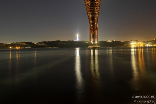 Ponte_25_de_Abril_Bridge_Lisbon_Portugal_Night_Photography_Canon_EOS_R5_Mark_II_2025_011.JPG