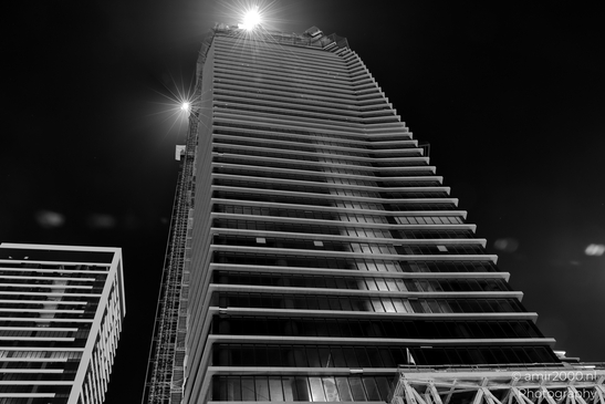 Skyscraper_construction_Tel_Aviv_jaffa_Israel_Night_Photography_Canon_EOS_R5_Mark_II_2025_001.JPG