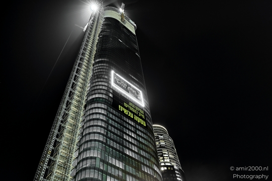 The_construction_of_Beyond_tower_architecture_Givatayim_Israel_Night_Photography_Canon_EOS_R5_Mark_II_2025_005.JPG