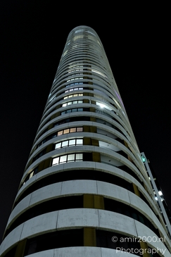 Young_TLV_Tower_Tel_Aviv_jaffa_Israel_Night_Photography_Canon_EOS_R5_Mark_II_2025_004.JPG