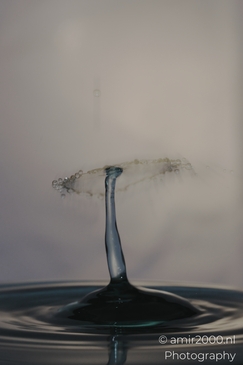 Water droplet splashes captured in a single frame, showcasing the beauty of high-speed liquid - image from year 2025 #002