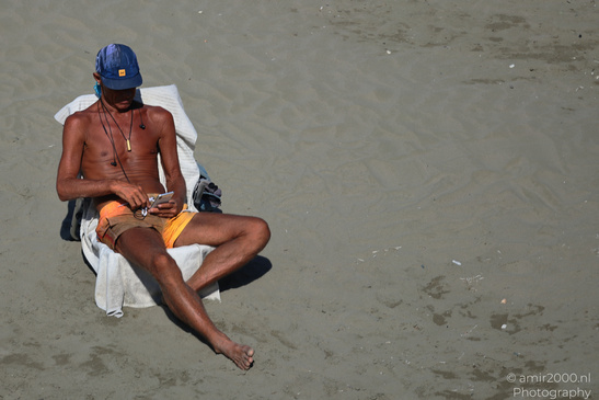 Beach_Activities_At_Larnaca_Bay_Larnaca_Cyprus_People_Creative_Collection_Photography_Canon_EOS_R5_Mark_II_2026_008.JPG