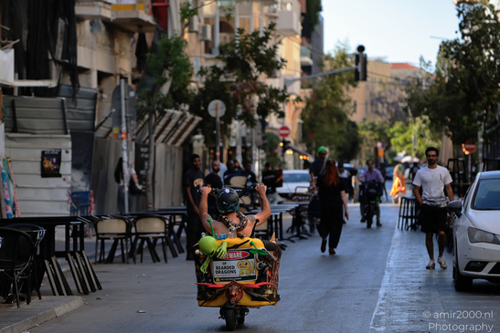 Cycling_And_City_Transportation_Tel_Aviv_Jaffa_Israel_People_Creative_Collection_Photography_Canon_EOS_R5_Mark_II_2026_005.JPG