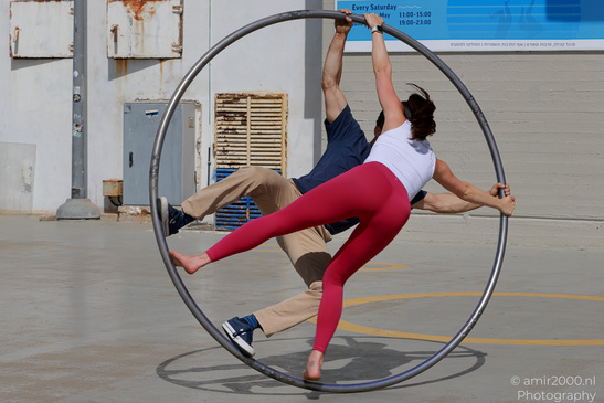 Cyr_Wheel_Acrobats_Street_Performance_Tel_Aviv_Jaffa_Israel_People_Creative_Collection_Photography_Canon_EOS_R5_Mark_II_2026_025.JPG
