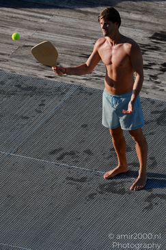 Man_Playing_Paddleball_Amsterdam_Netherlands_People_Creative_Collection_Photography_Canon_EOS_R5_Mark_II_2026_002.JPG