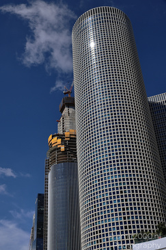 Azrieli_And_The_Azrieli_Spiral_Tower_Construction_Tel_Aviv_Jaffa_Israel_Architecture_Photography_Canon_EOS_R5_Mark_II_2026_002.JPG