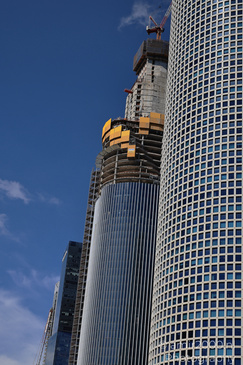 Azrieli_And_The_Azrieli_Spiral_Tower_Construction_Tel_Aviv_Jaffa_Israel_Architecture_Photography_Canon_EOS_R5_Mark_II_2026_003.JPG