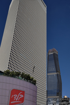 Azrieli_And_The_Azrieli_Spiral_Tower_Construction_Tel_Aviv_Jaffa_Israel_Architecture_Photography_Canon_EOS_R5_Mark_II_2026_004.JPG