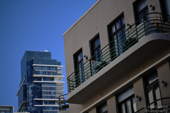 Modern_Building_Complex_Tel_Aviv_Jaffa_Israel_Architecture_Photography_Canon_EOS_R5_Mark_II_2026_001.JPG
