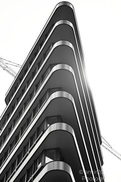 Woontoren_Elements_In_Amstelkwartier_Amsterdam_Netherlands_Architecture_Photography_Canon_EOS_R5_Mark_II_2026_004.JPG