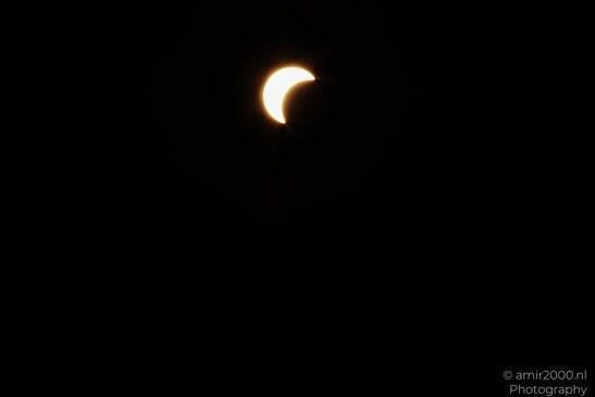 Partial_Solar_Eclipse_Over_Amsterdam_Netherlands_Astrophotography_Canon_EOS_R5_Mark_II_2026_008.JPG