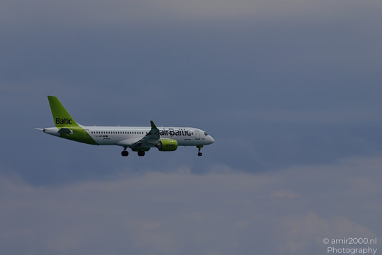 Air_Baltic_Airbus_A220-300_YL-ABF_Landing_In_Larnaca_Cyprus_Aviation_Photography_Canon_EOS_R5_Mark_II_2026_005.JPG