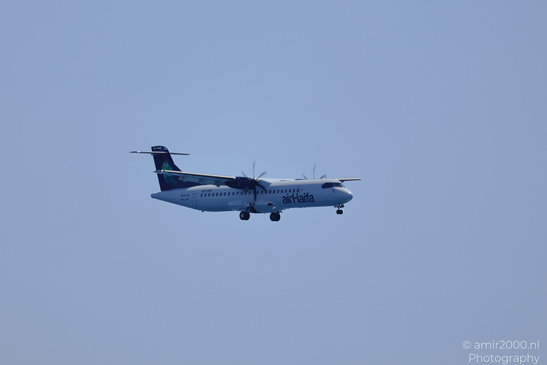 Air_Haifa_ATR_72_600_4X_IHA_Landing_In_Larnaca_Cyprus_Aviation_Photography_Canon_EOS_R5_Mark_II_2026_001.JPG